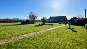 Photo 9- click for photo gallery